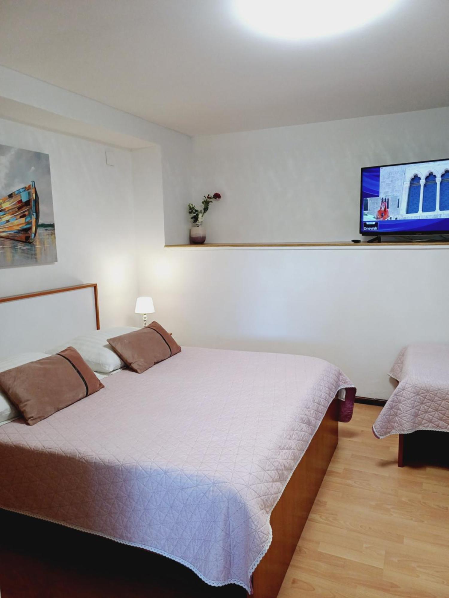 Apartments Jure Miljak Ποντστράνα Εξωτερικό φωτογραφία